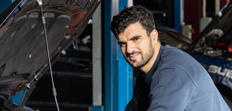 Ismail El Mankouri Ben Aoued, KFZ-Mechatroniker